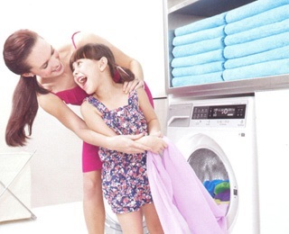 Máy giặt Electrolux EWF85743 mua hàng online, giao hàng miễn phí