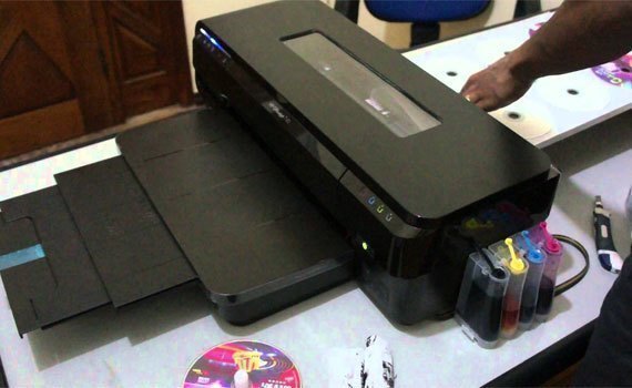 Máy in phun HP Officejet 7110 với thiết kế hiện đại