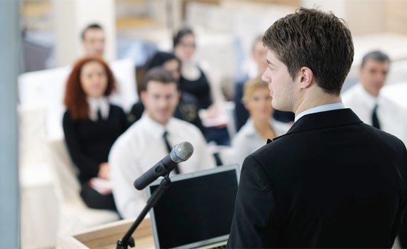 Chuột kh&ocirc;ng d&acirc;y Logitech M185 hoạt động phạm vi 10m