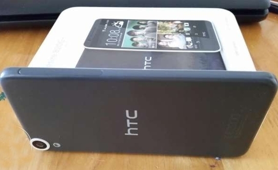 Điện thoại HTC Desire 820G thiết kế hiện đại, trẻ trung