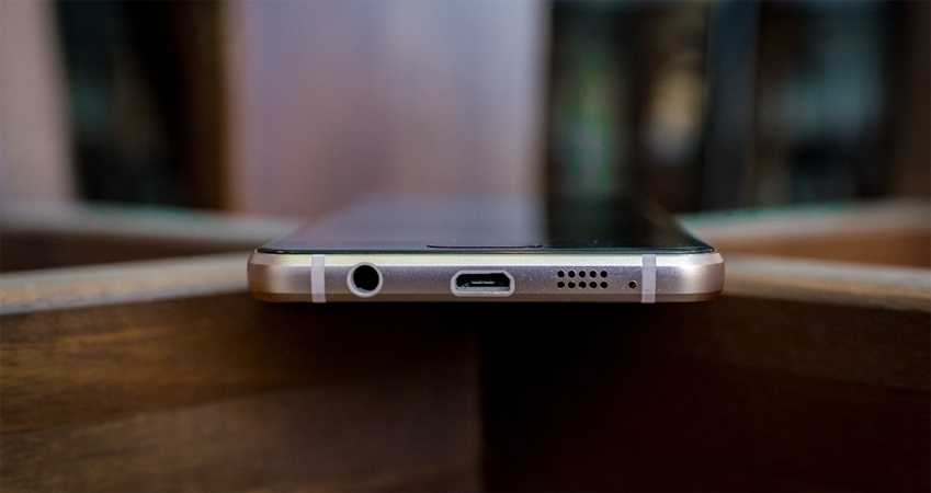 Điện thoại Samsung Galaxy A3 2016 bộ nhớ trong 16 GB