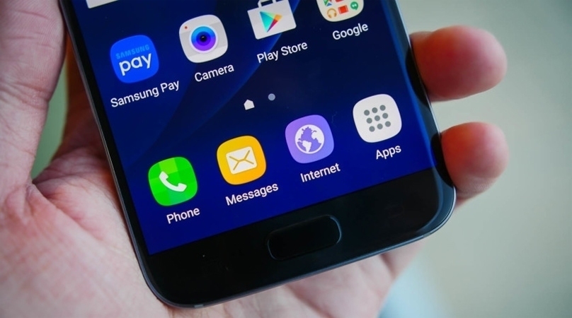 Điện thoại Samsung Galaxy S7 với cấu h&igrave;nh khủng