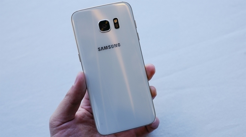 Điện thoại Samsung Galaxy S7 với cấu hình khủng