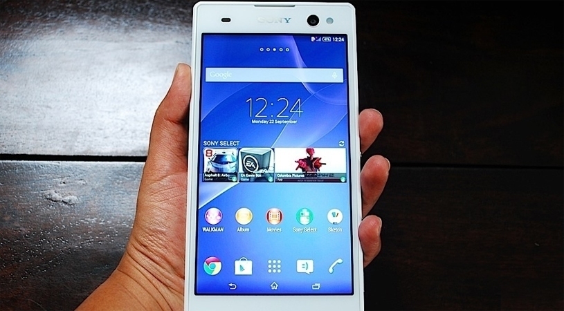 Điện thoại Sony Xperia C3 m&agrave;n h&igrave;nh 5.5 inches HD