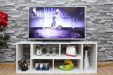 Tivi LCD Panasonic TH-40CS620V trang bị m&agrave;n h&igrave;nh 40 inches