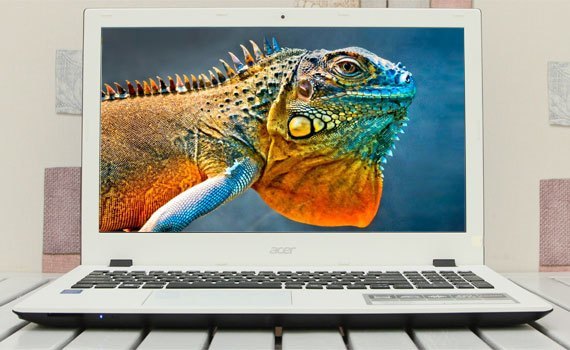 M&aacute;y t&iacute;nh x&aacute;ch tay Acer E5-573 trang bị m&agrave;n h&igrave;nh 15.6 inches