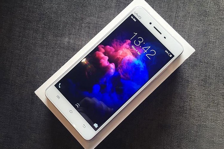 điện thoại Vivo V3 Max gold thiết kế nguyên khối