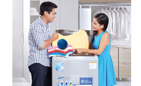 Nước xả vải Downy ULTRA CLEAN BREEZE 3,06L không gây độc hại
