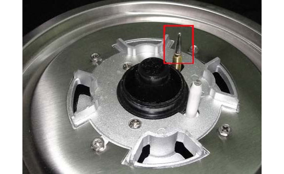 Bếp gas RINNAI RVB-2GIXW c&oacute; bộ cảm ứng nhiệt độ an to&agrave;n cho sử dụng.