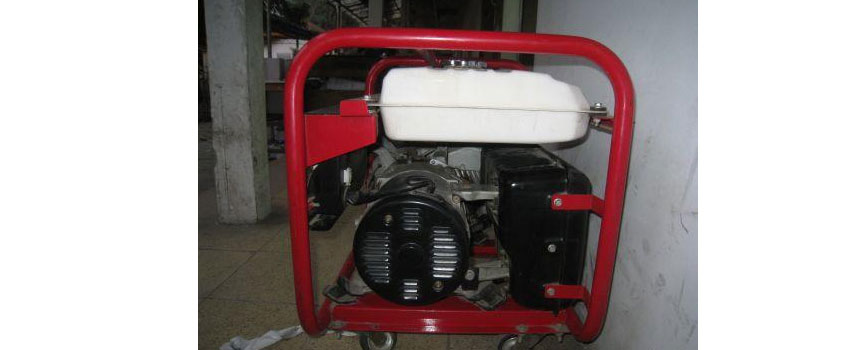 M&aacute;y ph&aacute;t điện Hữu To&agrave;n GH4500 động cơ Honda