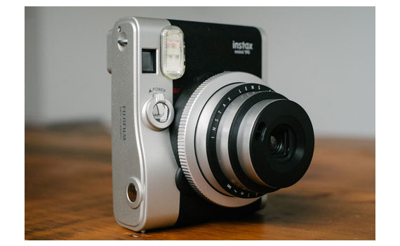 Xử lý hình ảnh thông mình với máy chụp ảnh lấy liền Fuji Instax Mini 90 Neo