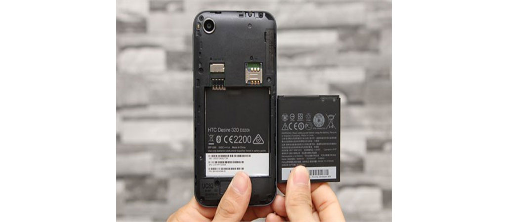Điện thoại HTC DESIRE 320 (DARK GRAY) pin rời 2100 mAh