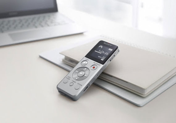 M&aacute;y ghi &acirc;m Sony ICD-UX543F bạc c&oacute; thể ph&aacute;t v&agrave; thu FM