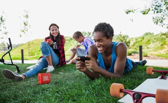 Loa JBL GO (3W) tiện lợi, an toàn.