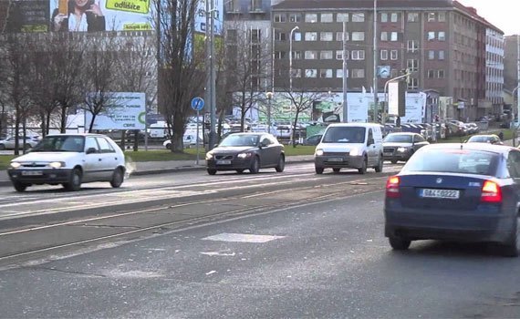 Máy ảnh Canon IXUS 160 quay phim HD sắc nét