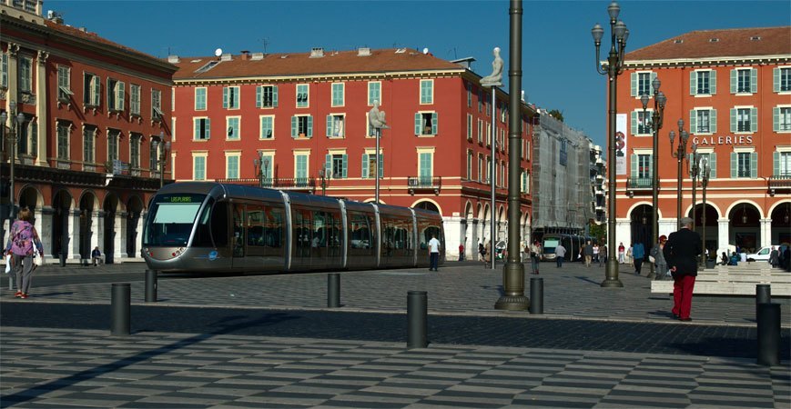 Máy ảnh Canon Powershot G9X tích hợp lens cao cấp