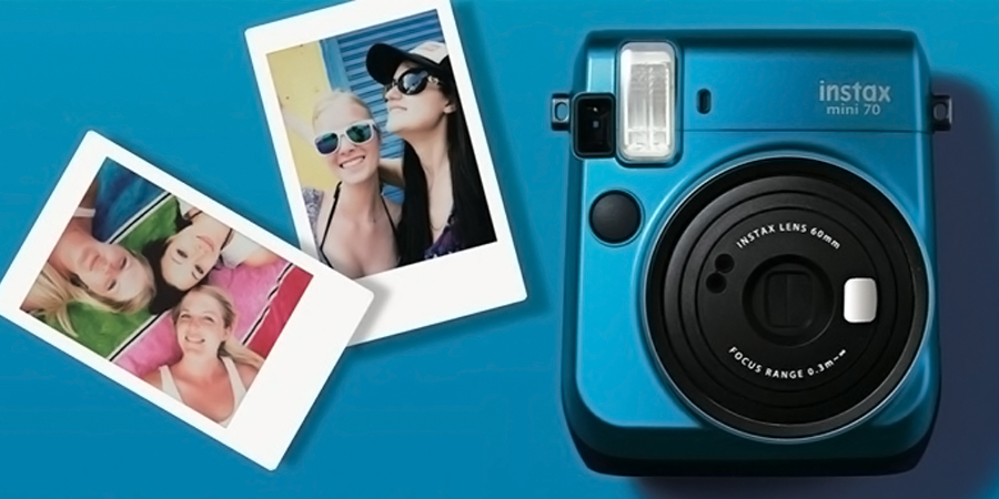 Mua máy chụp ảnh ở đâu tốt? Máy chụp ảnh lấy liền Fuji Instax Mini 70 xanh