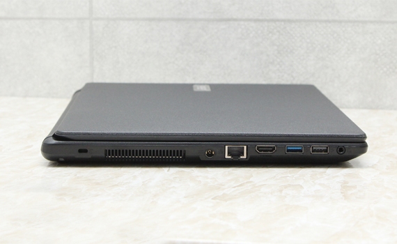 M&aacute;y t&iacute;nh x&aacute;ch tay Acer ES1 5480 chip Intel Celeron