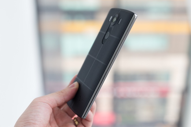 LG V10