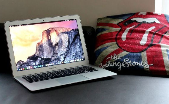 Laptop Apple Macbook Air MMGF2ZP/A cho hình ảnh hiển thị sắc nét