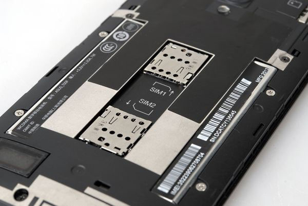 ĐTDĐ ASUS Zenfone 5 đang giảm gi&aacute; tại Nguyễn Kim