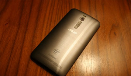 Điện thoại Asus Zenfone 2 tốt về cấu h&igrave;nh lẫn thiết kế