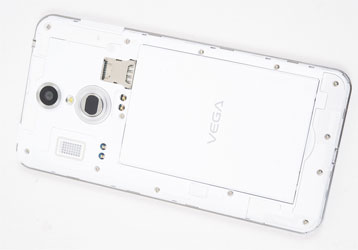 Điện thoại Vega Secret Up A900L tốt về cấu h&igrave;nh lẫn gi&aacute; cả