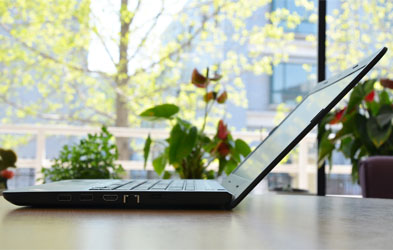 Mua máy tính xách tay Lenovo Thinkpad E450 i5 chính hãng