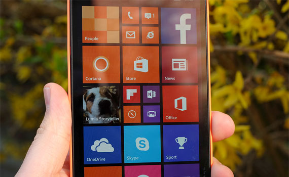 Microsoft Lumia 640 XLm&agrave;u cam với m&agrave;n h&igrave;nh lớn 5.7 inches