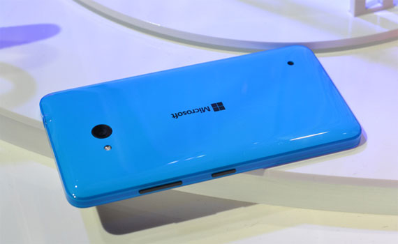 Điện thoại Microsoft Lumia 640 thiết kế nổi bật nhiều m&agrave;u sắc