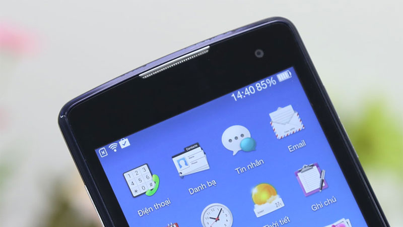 Điện thoại Oppo Yoyo R2001 m&agrave;u đen m&agrave;n h&igrave;nh 4.7 inches