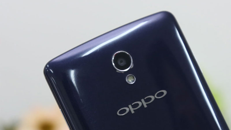 Điện thoại Oppo Yoyo R2001 c&oacute; camera trước 2MP, camera sau 5MP