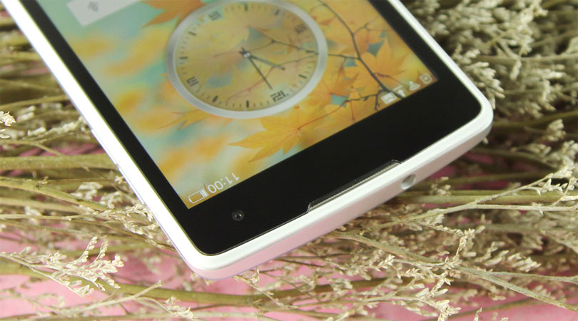 Điện thoại Oppo Yoyo R2001 m&agrave;u trắng chip l&otilde;i tứ 1.3Ghz