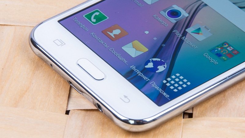 Chất lượng sóng điện thoại Galaxy J5 ổn định hơn với 2 sim đến từ 2 nhà mạng khác nhau