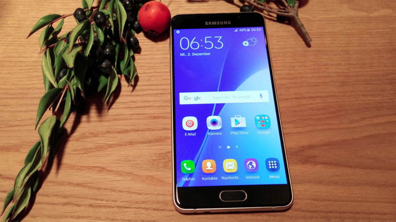 Điện thoại Samsung Galaxy A5 gold với chip 8 nhân RAM 3GB