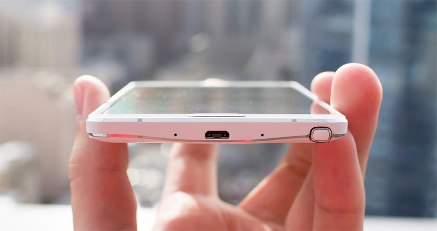 Điện thoại Samsung Galaxy Note 4 m&agrave;u trắng c&oacute; chức năng sạc nhanh