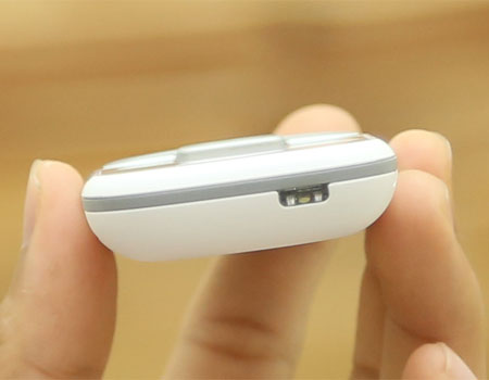 Điện thoại Samsung GT-E1200Y m&agrave;u trắng nhỏ gọn chắc chắn