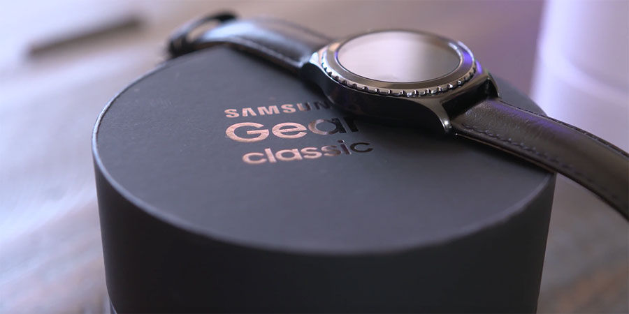 Samsung Gear S2 Classic có khả năng chống nước chuẩn IP68