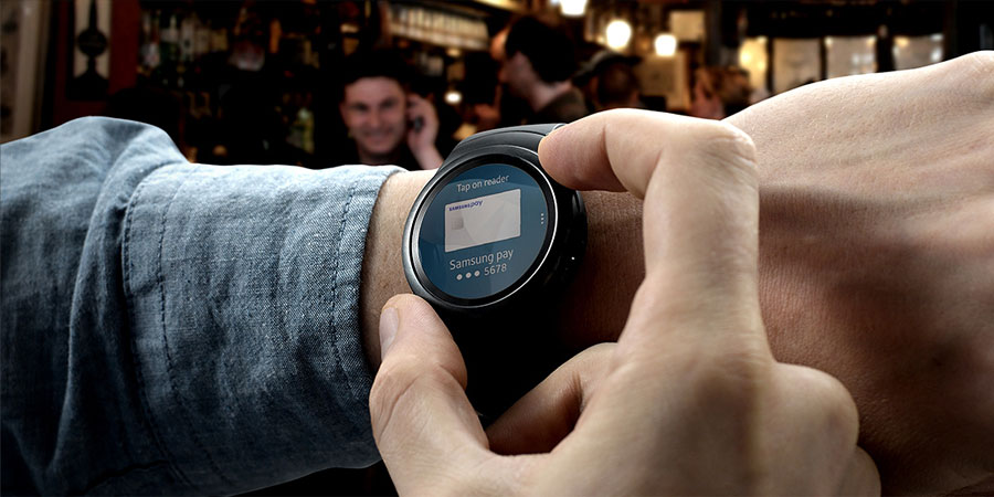 Đồng hồ Samsung Gear S2 Sport xoay điều chỉnh