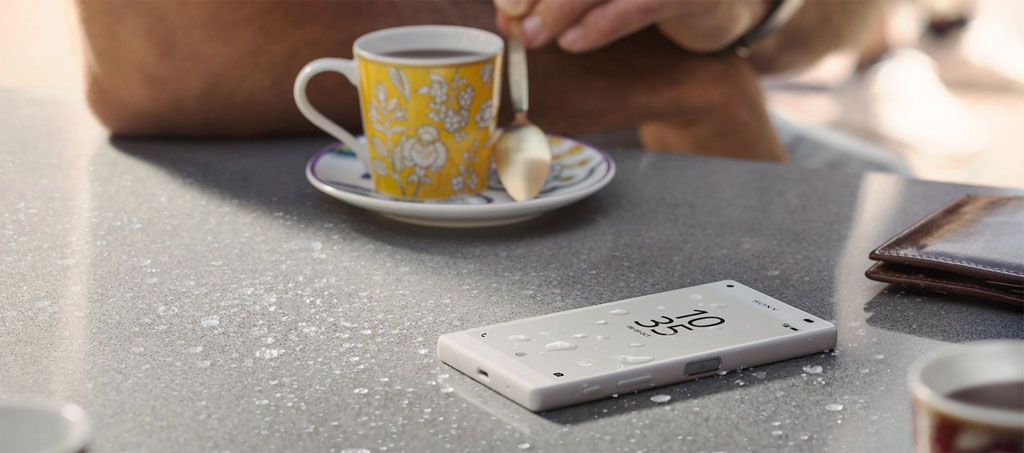 Sony Xperia Z5 Compact điện thoại chống nước chống bụi