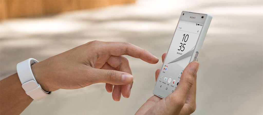 Điện thoại Sony Xperia Z5 Compact cảm biến v&acirc;n tay bảo mật