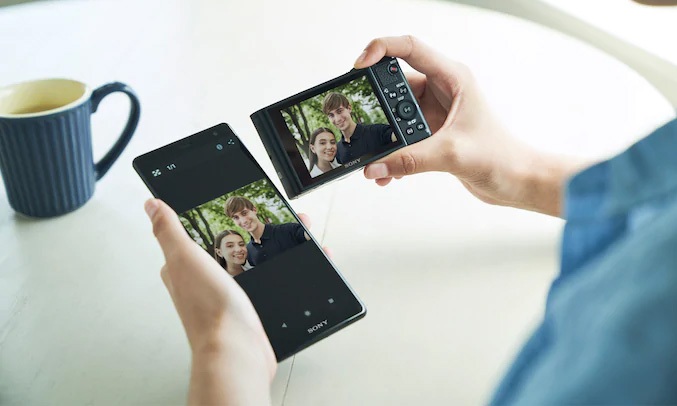 MÁY ẢNH SONY KTS DSC-HX99/BC E32 - Kết nối nhanh, chia sẻ dễ dàng