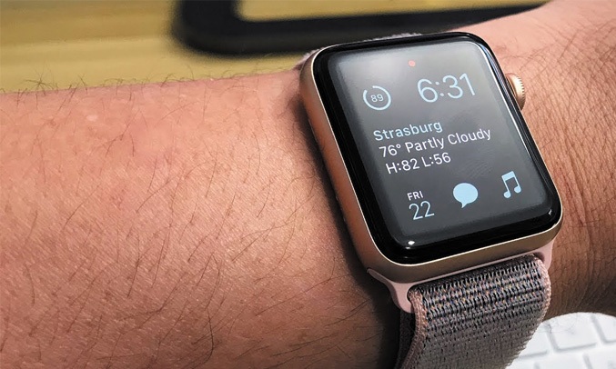 APPLE WATCH SERIES 4 40MM GOLD - PINK SAND SPORT LOOP Hiệu năng tăng, hoạt động hăng.