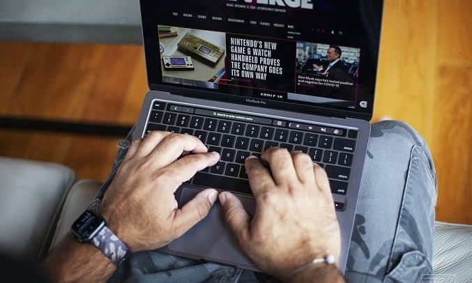 Laptop MacBook Pro M1 13 inch 512GB MYDC2SA/A Bạc - Thời lượng pin lên đến 20 tiếng