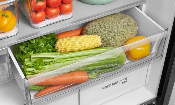 Tủ lạnh Toshiba Inverter 515 lít GR-RF665WIA-PGV(22)-XK - Ngăn rau giữ ẩm The Moisture Zone