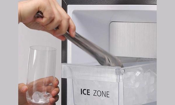 Tủ lạnh Toshiba Inverter 409 lít GR-RT535WEA-PMV(06)-MG Làm đá tự động 