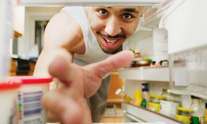 Tủ lạnh Aqua 110 lít AQR-125BN xám nhạt an toàn cho sức khỏe