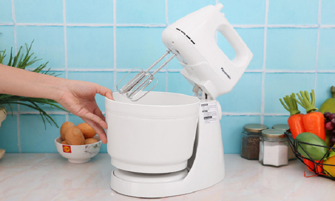 Máy đánh trứng Panasonic MK-GB3WRA - Cối trộn dung tích lớn