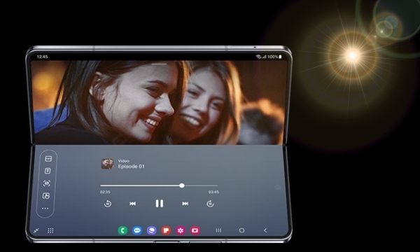 Điện thoại Samsung Galaxy Z Fold 5 5G - Sáng tối đa 1750 nits