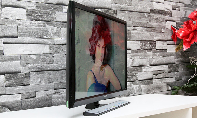Tivi LED Samsung UA24J4100 kết nối nhanh chóng